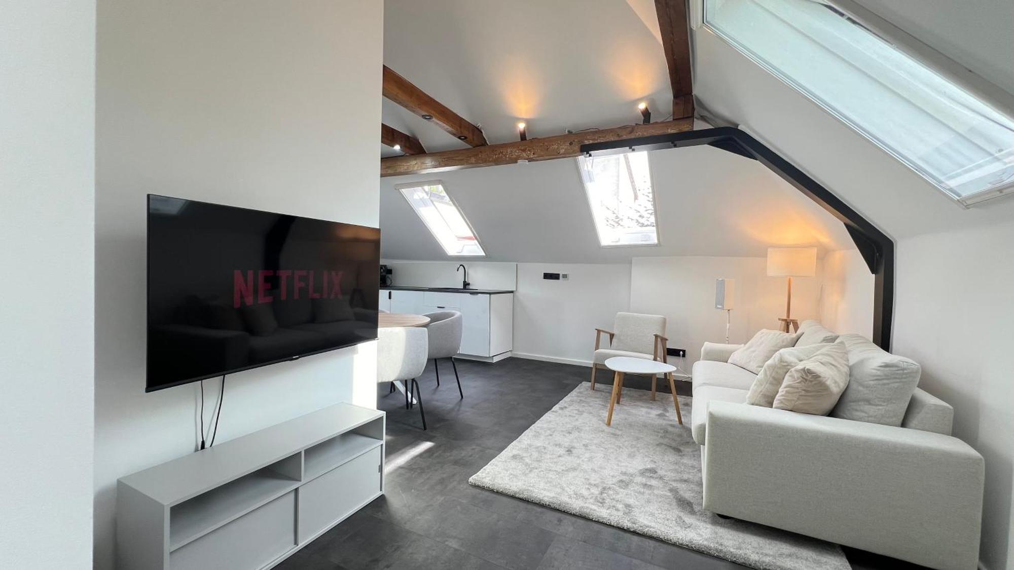 Ludwigshome - Zentrale Lage, Luxusbad, Workspace, Klima ลุดวิกสบูร์ก ภายนอก รูปภาพ