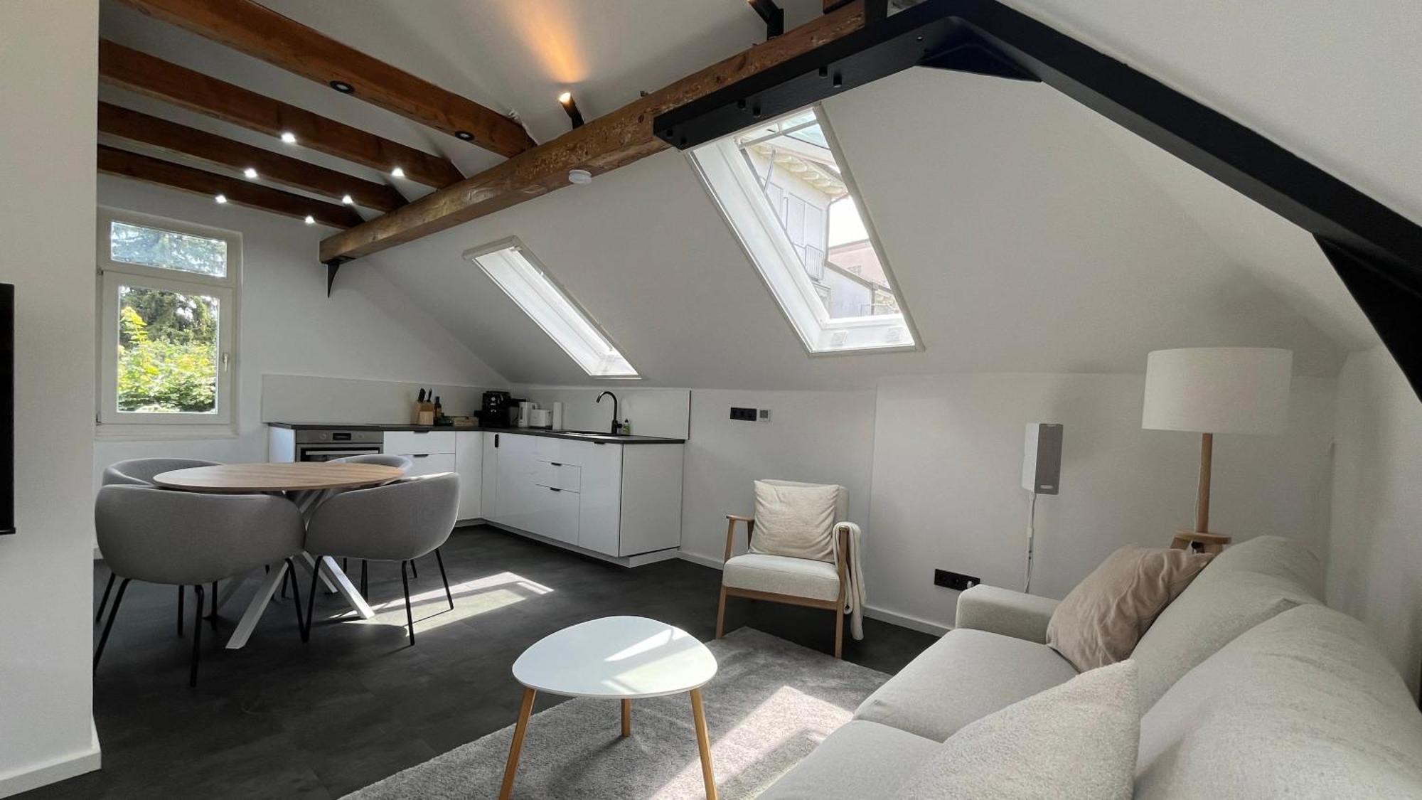 Ludwigshome - Zentrale Lage, Luxusbad, Workspace, Klima ลุดวิกสบูร์ก ภายนอก รูปภาพ
